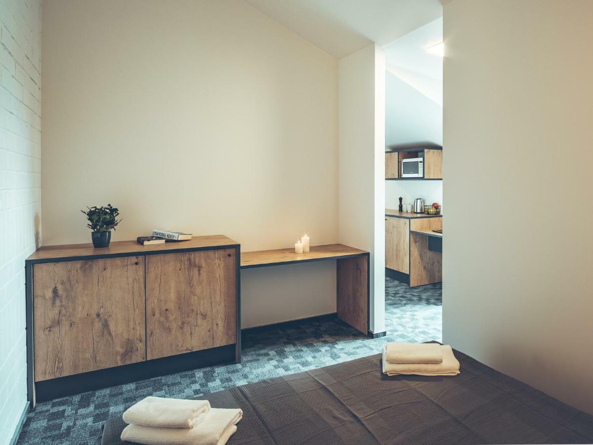 Self Check-In Hotel Railway Apartments VNO Extérieur photo