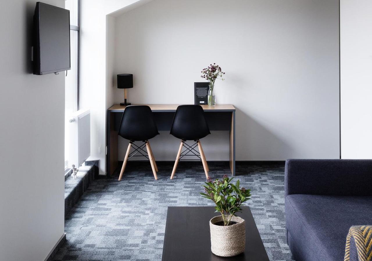 Self Check-In Hotel Railway Apartments VNO Chambre photo
