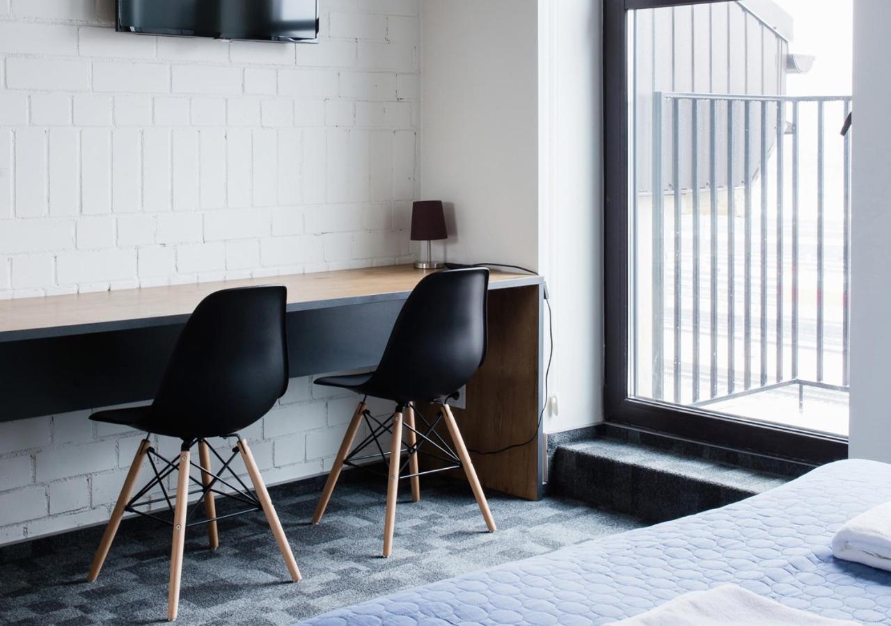 Self Check-In Hotel Railway Apartments VNO Extérieur photo